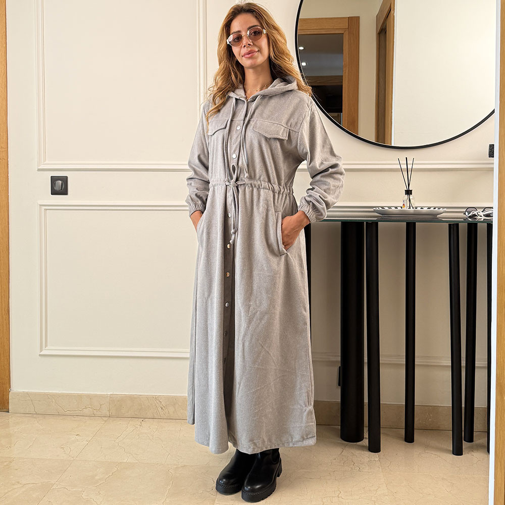 Robe en cachemire à capuche
