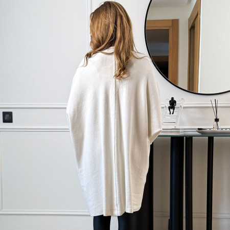 Cape en maille fine
