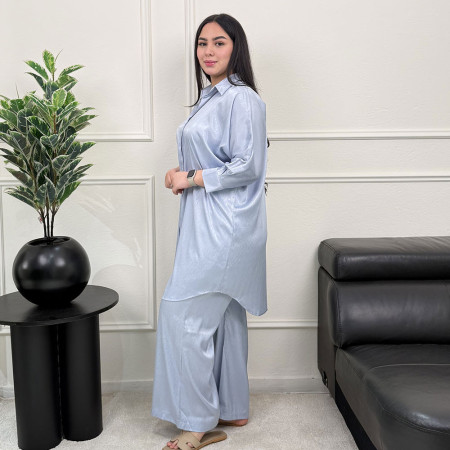 Ensemble en satin