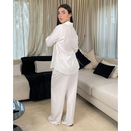 Ensemble en lin avec poche brodé