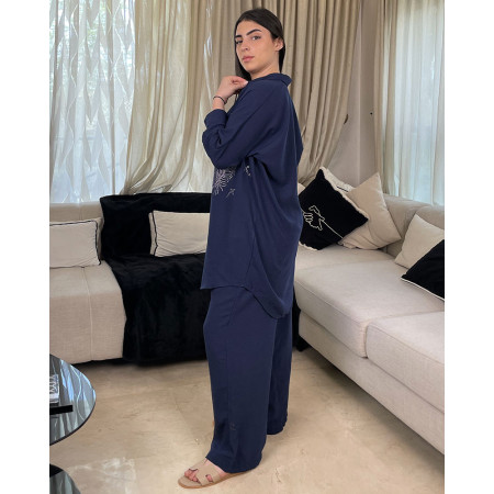 Ensemble en lin avec plume en strass