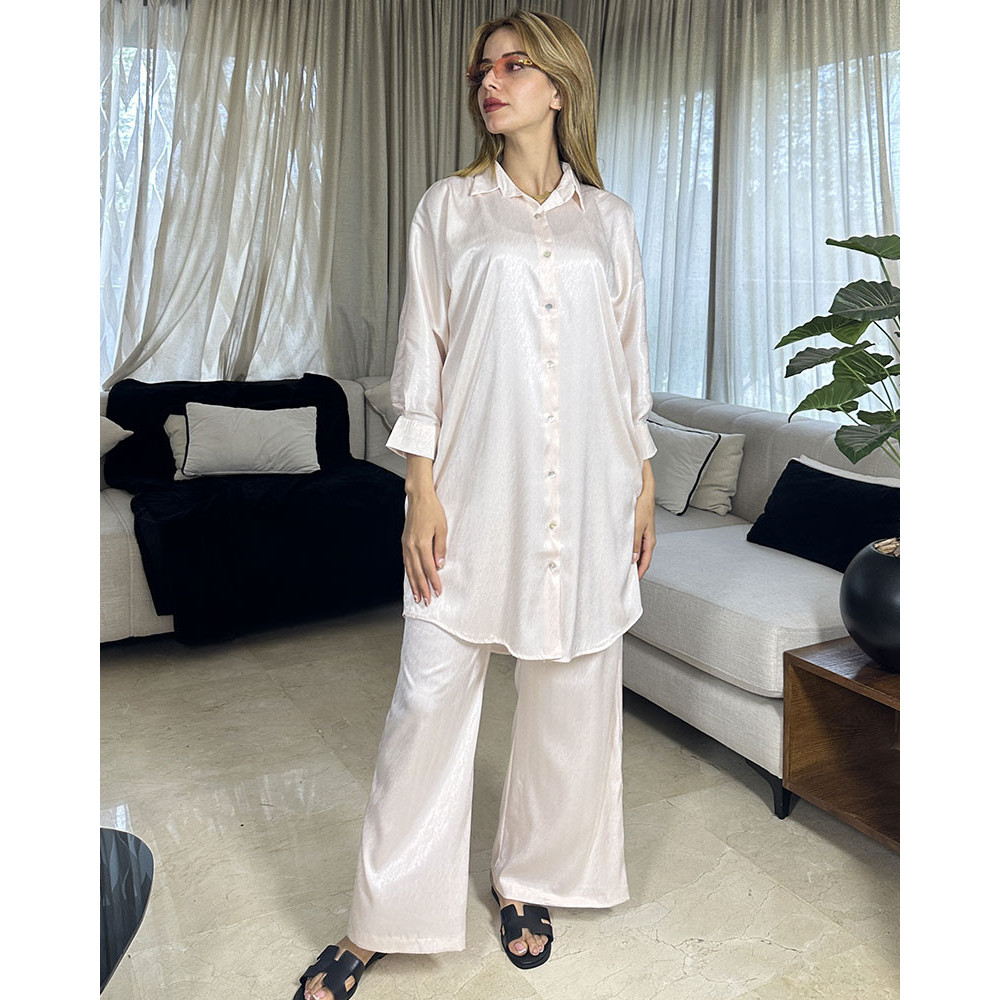 Ensemble en satin